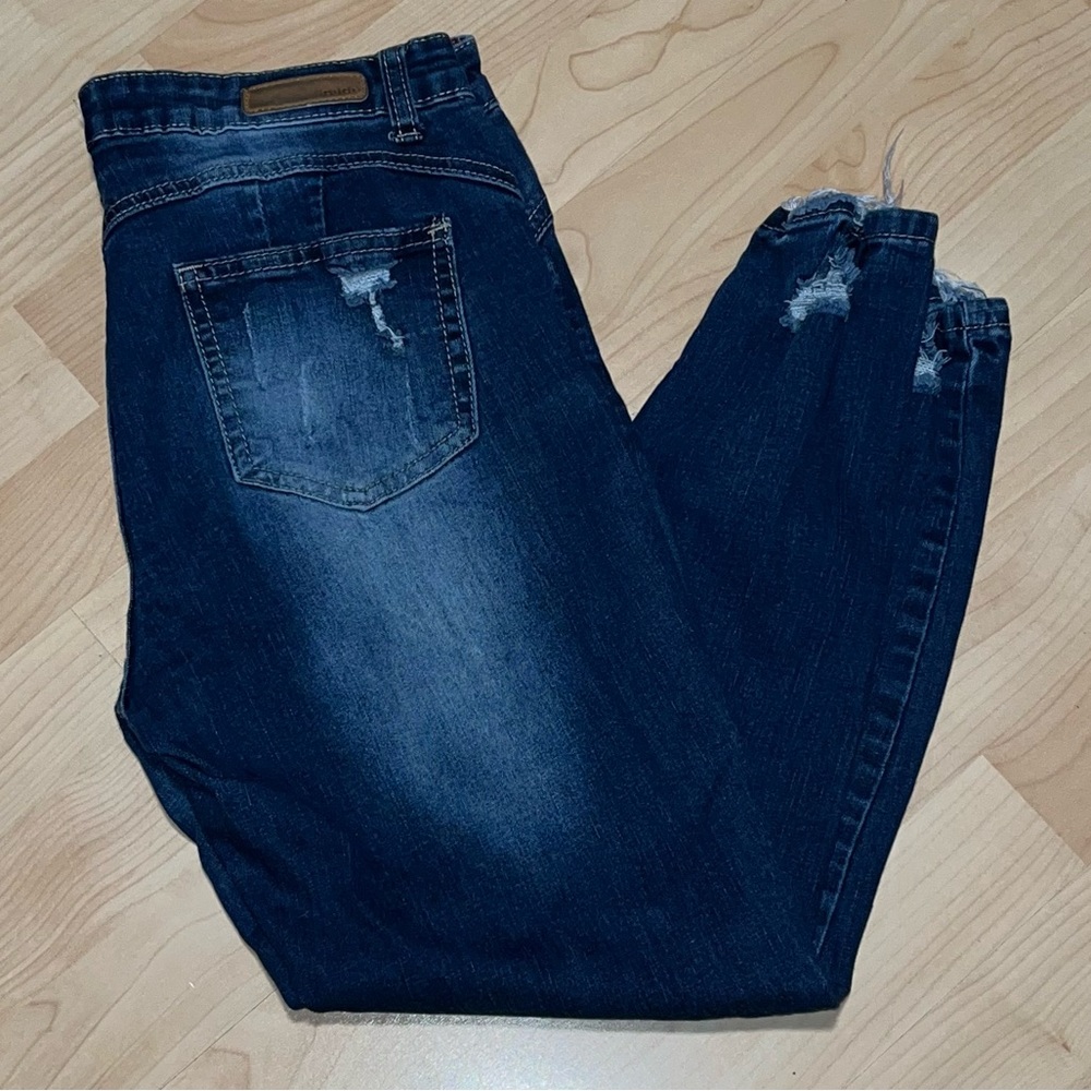 GOGO Jeans Destroyed Blue Wash Ankle Low Rise Jeans Size 9